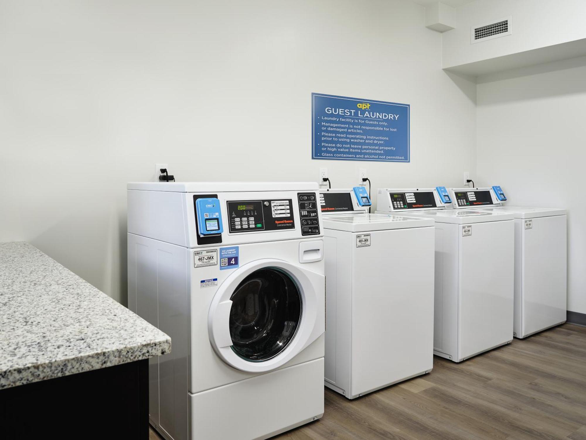Stayapt Suites Atlanta-ניונאן מראה חיצוני תמונה