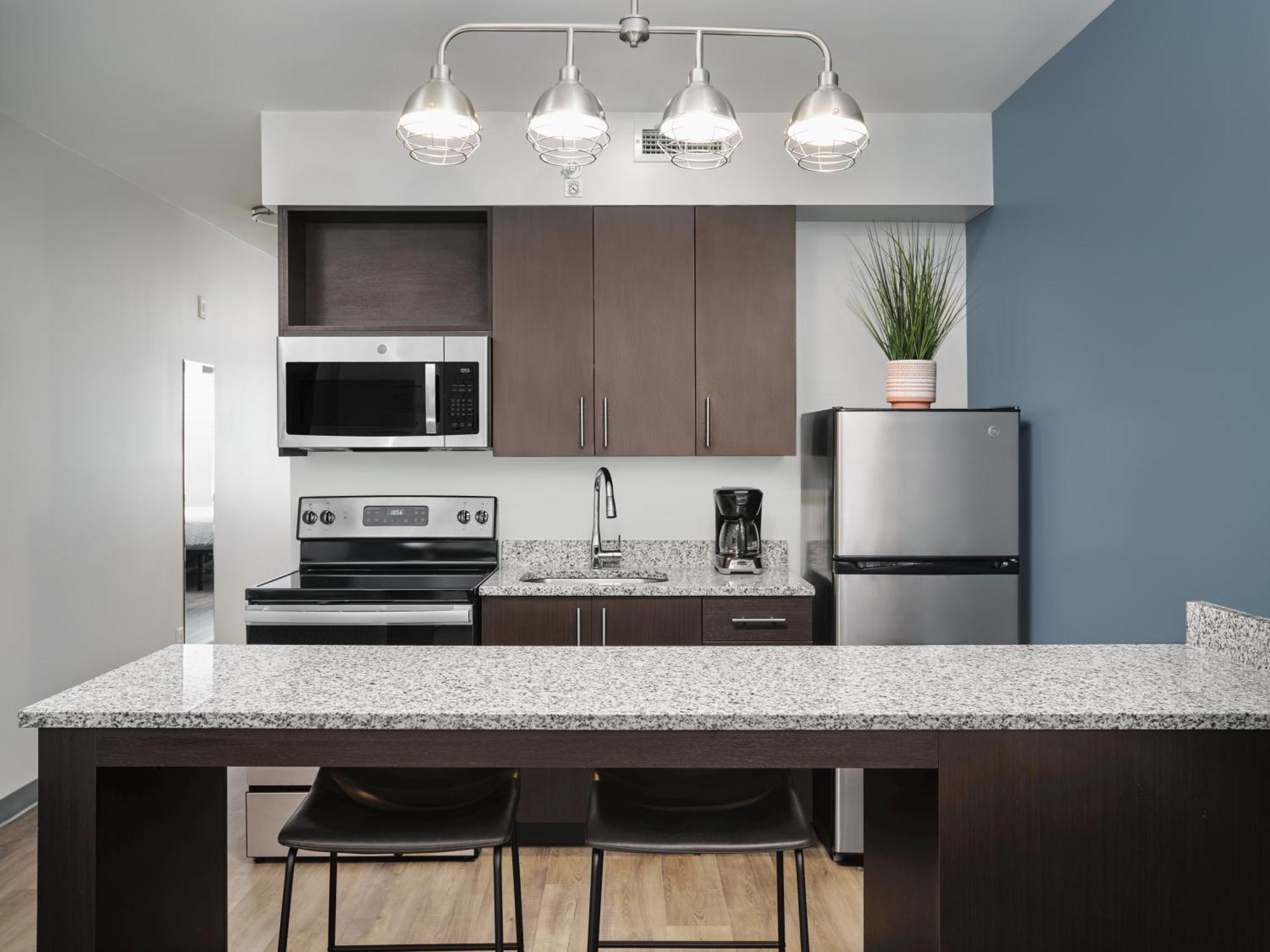 Stayapt Suites Atlanta-ניונאן מראה חיצוני תמונה