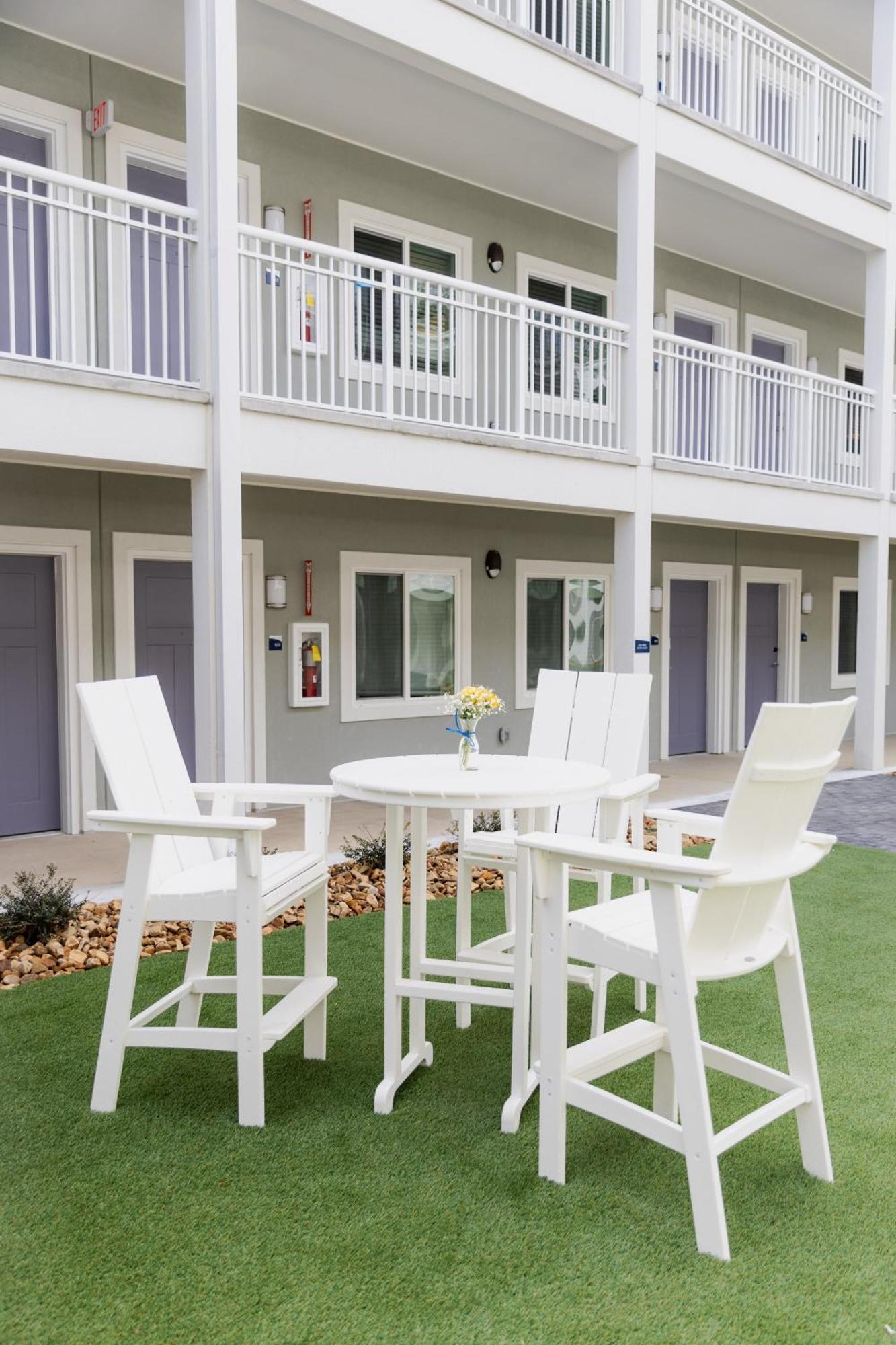 Stayapt Suites Atlanta-ניונאן מראה חיצוני תמונה